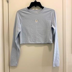 Blue Daisy Hollister Baby Tee NWOT
